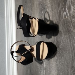 Wedge shoes